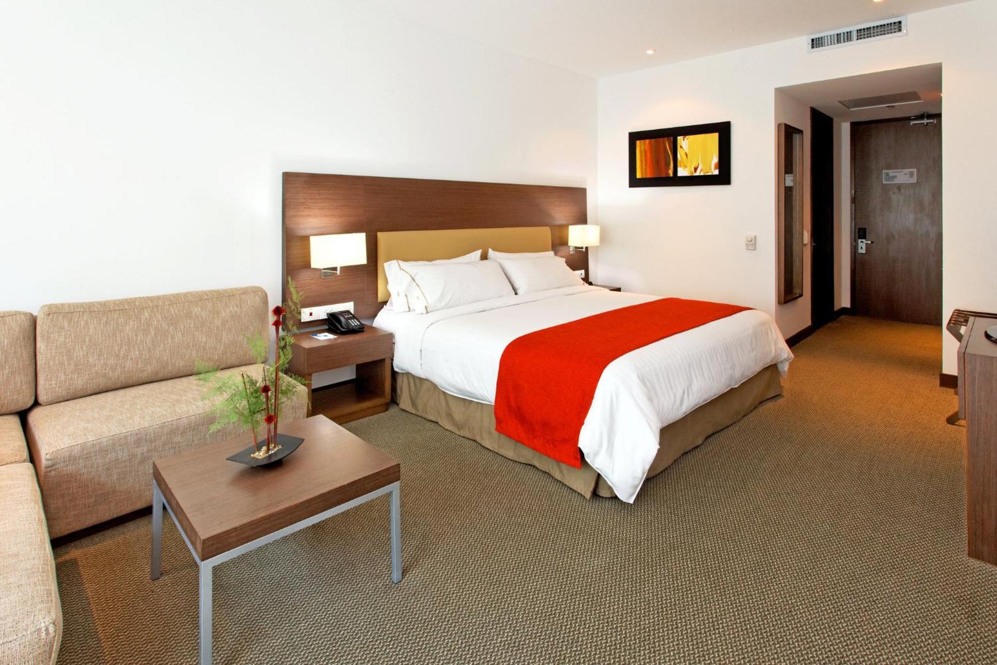 Holiday Inn Express Bogota - Parque La 93 By Ihg Eksteriør bilde