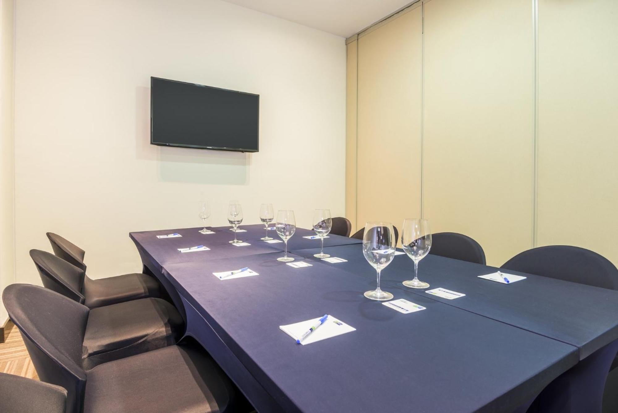 Holiday Inn Express Bogota - Parque La 93 By Ihg Eksteriør bilde