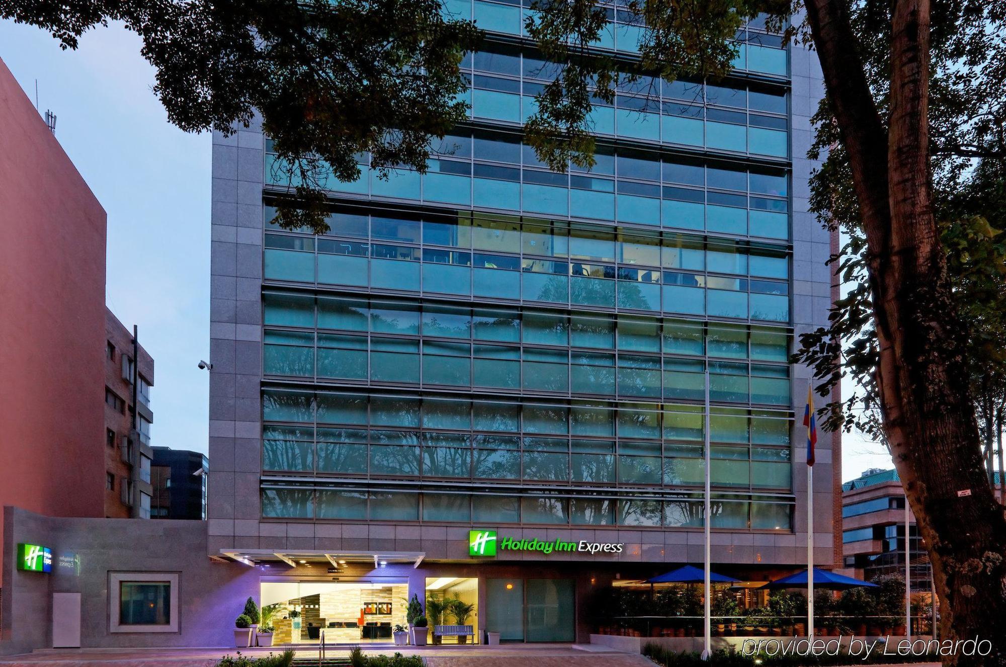 Holiday Inn Express Bogota - Parque La 93 By Ihg Eksteriør bilde