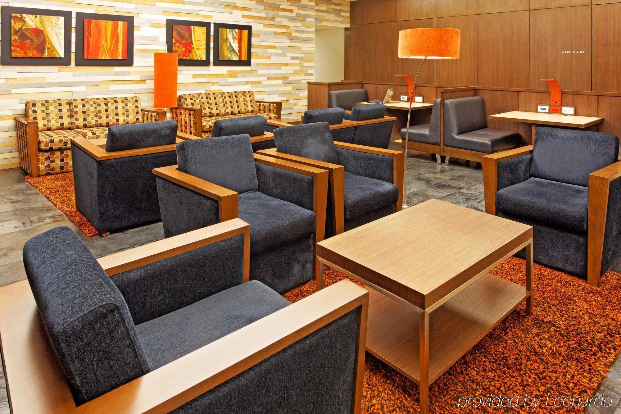 Holiday Inn Express Bogota - Parque La 93 By Ihg Interiør bilde