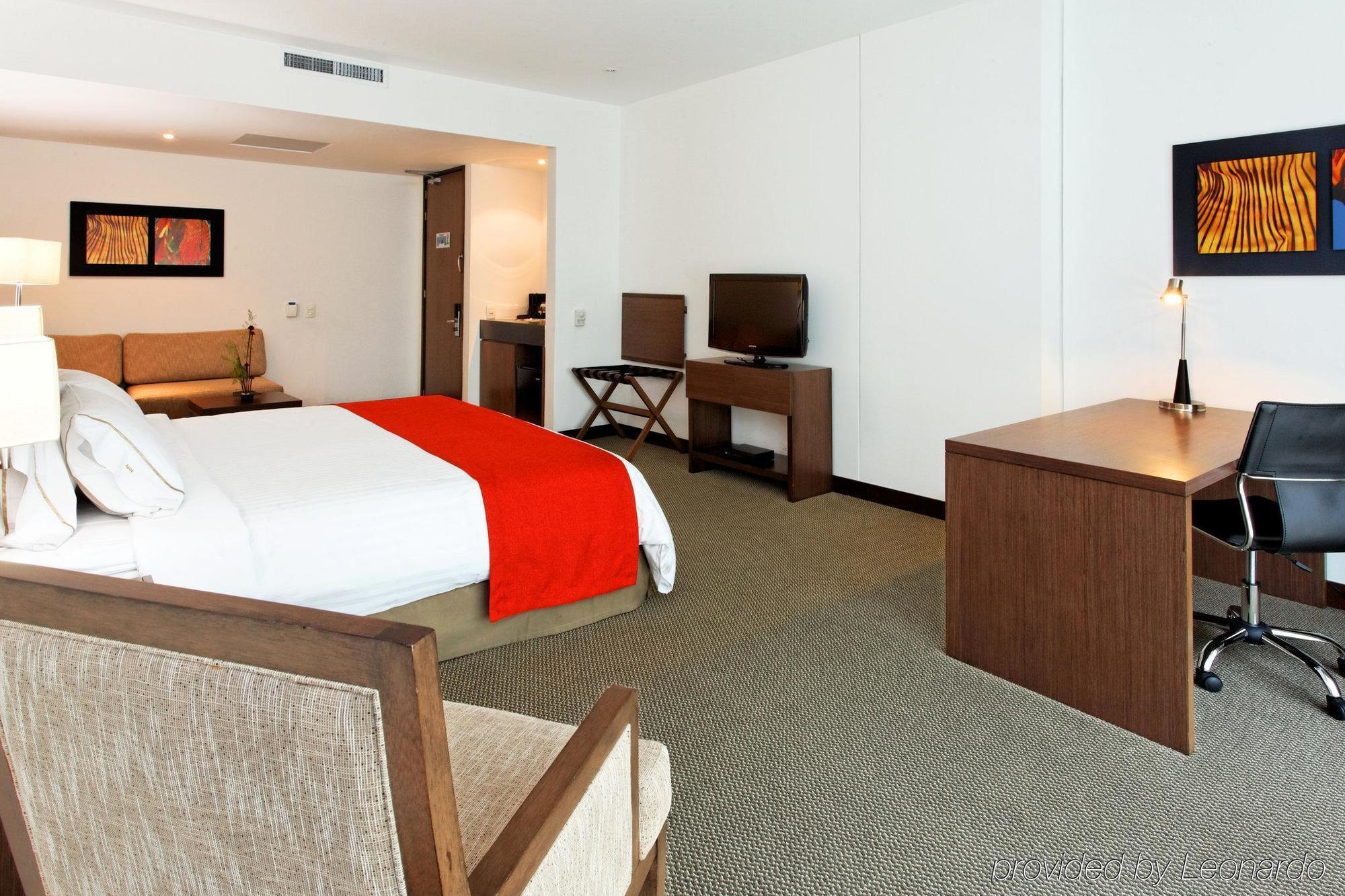 Holiday Inn Express Bogota - Parque La 93 By Ihg Eksteriør bilde