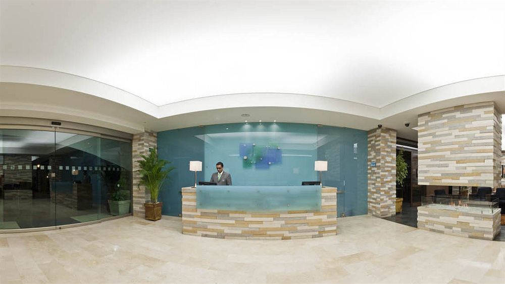 Holiday Inn Express Bogota - Parque La 93 By Ihg Eksteriør bilde
